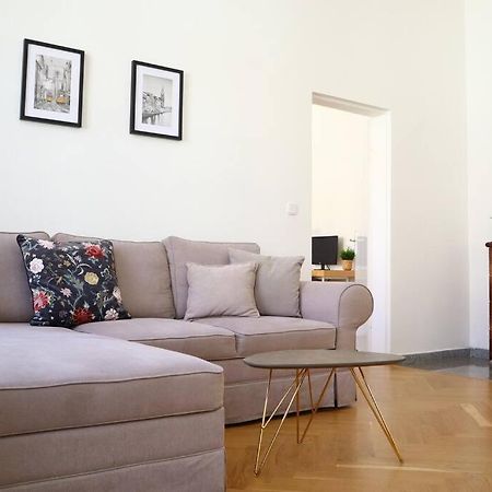 Bloom - Cozy Apartment, 5 Stops To City Center Wien Exterior foto